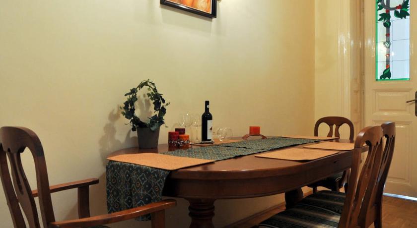 Charming Art Deco Flat Apartment Budapest Ruang foto